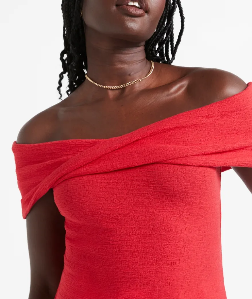 CARLY OFF THE SHOULDER TEXTURED TOP