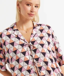 CHARLEY PRINTED TIE FRONT SHIRT