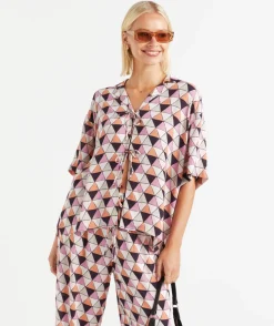 CHARLEY PRINTED TIE FRONT SHIRT