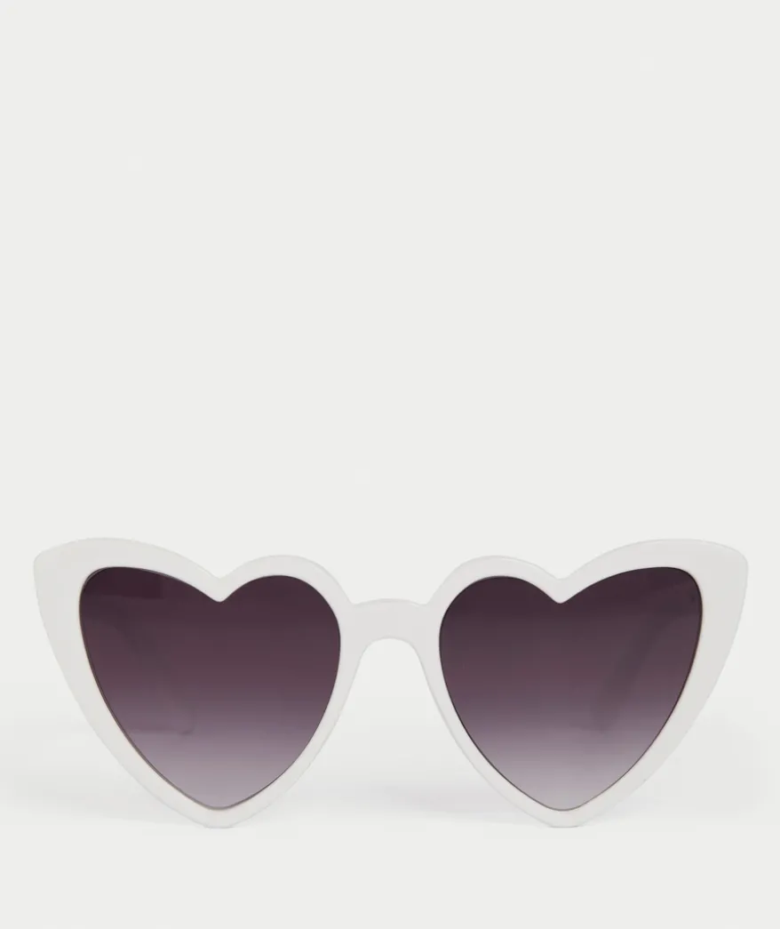 CLARA HEART SUNGLASSES - WHITE