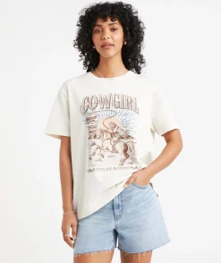 COWGIRL GRAPHIC TSHIRT