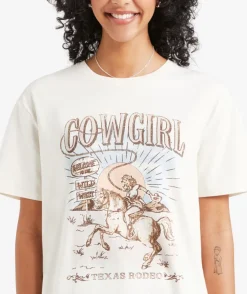 COWGIRL GRAPHIC TSHIRT