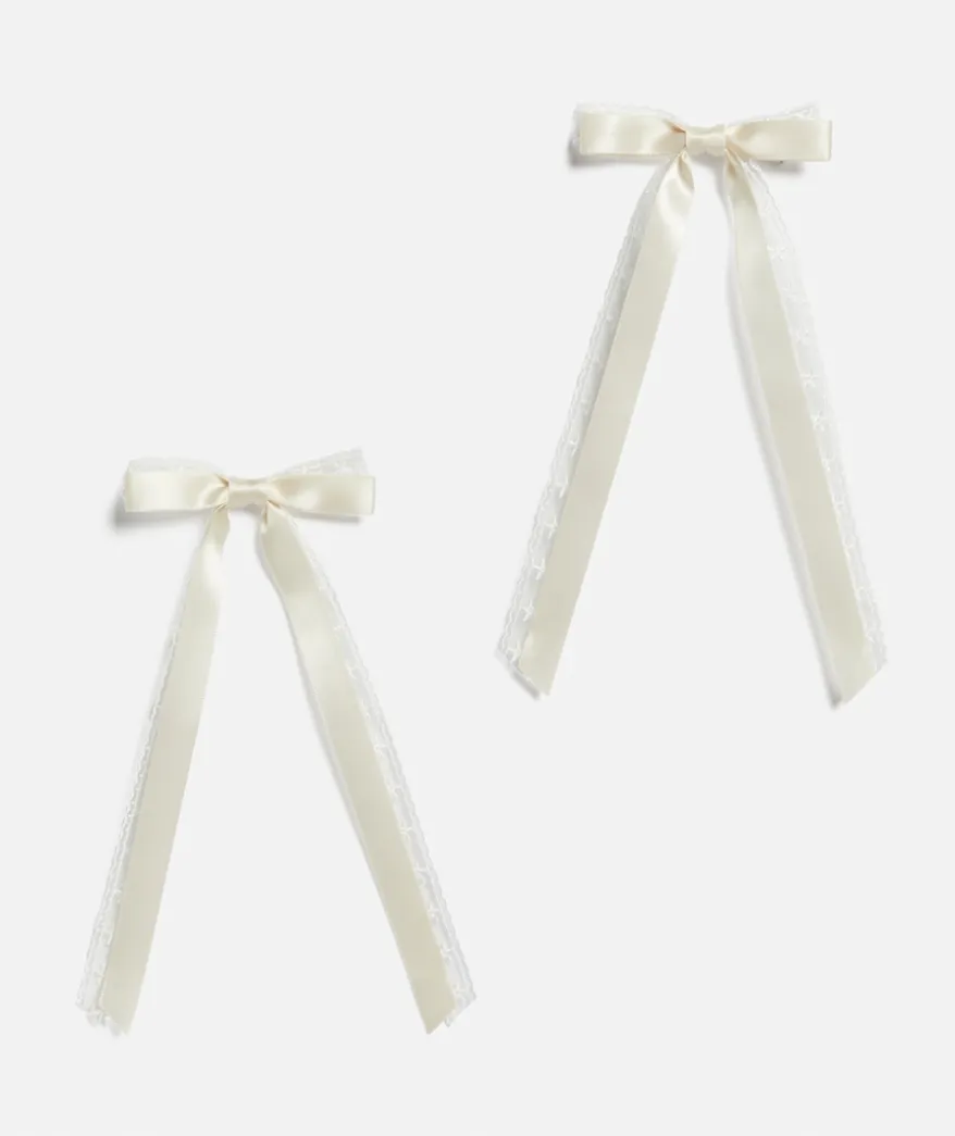 CREAM SATIN AND LACE BOW PACK