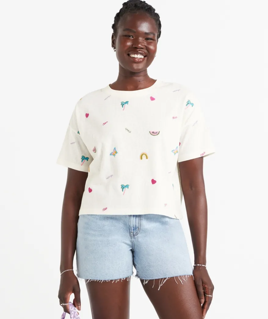 EMBROIDERY MOTIF TSHIRT