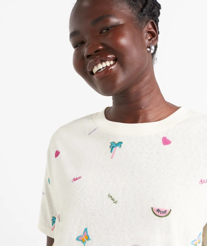 EMBROIDERY MOTIF TSHIRT
