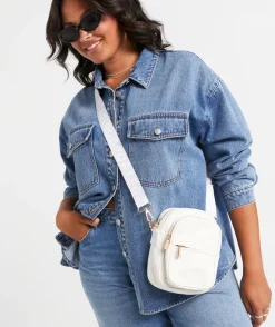 EVE PEBBLE CAMERA CROSSBODY BAG