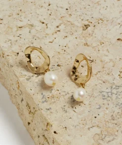 GOLD PLATED PEARL DROP EARRING