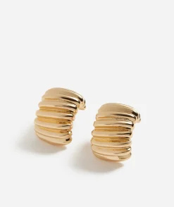 GOLD RIDGE STUD EARRING