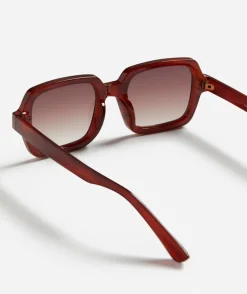 HARPER SQUARE SUNGLASSES - BROWN