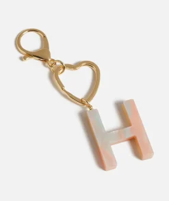 HEART CLASP ALPHABET ACRYLIC KEYRING