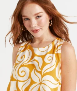MIA SLEEVELESS BUTTON BACK TOP