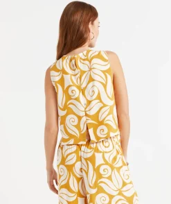 MIA SLEEVELESS BUTTON BACK TOP