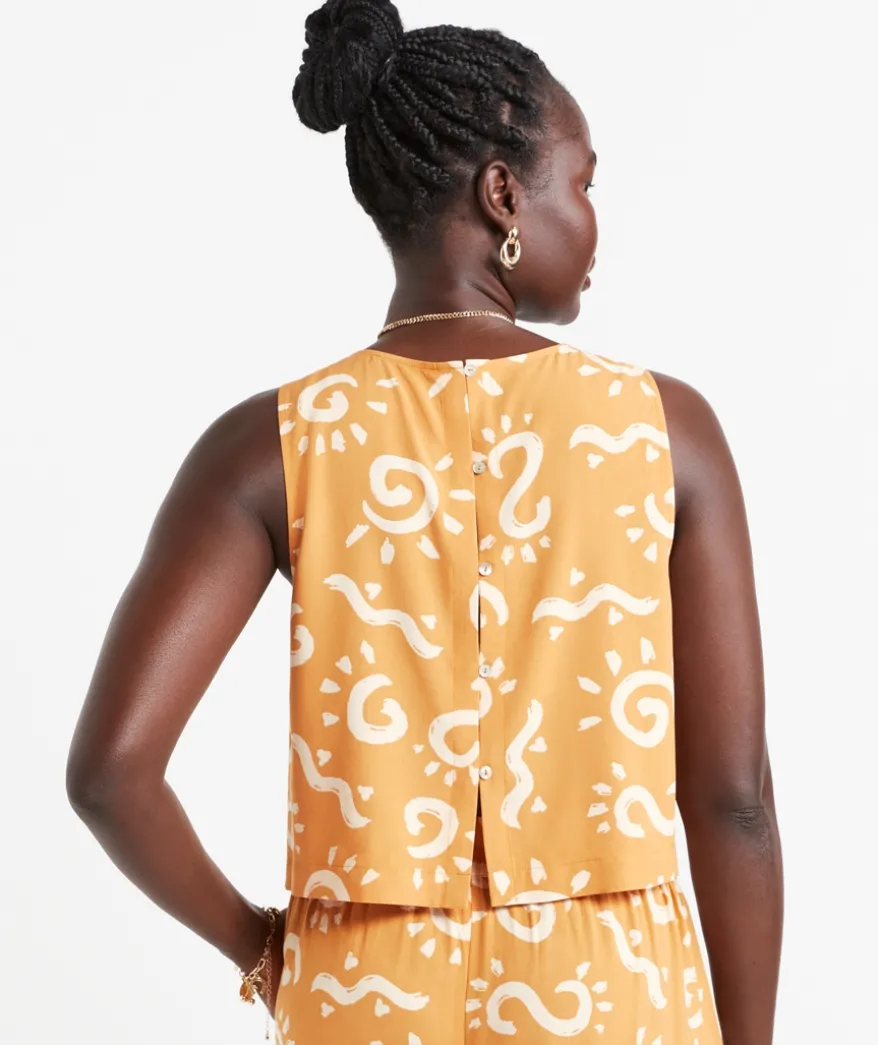 MIA SLEEVELESS BUTTON BACK TOP
