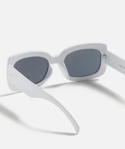 MINNIE SQUARE SUNGLASSES - WHITE