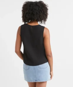 NINA TEXTURED TIE SIDE TOP