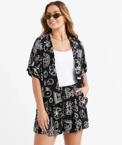 RAY CRINKLE SHORT