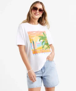 REWIND SURF BEACH GRAPHIC TSHIRT