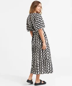 ROSANA PRINTED TIERED MIDI DRESS