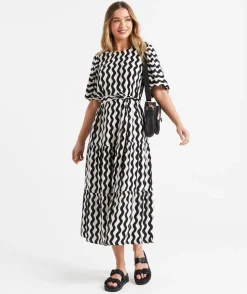 ROSANA PRINTED TIERED MIDI DRESS